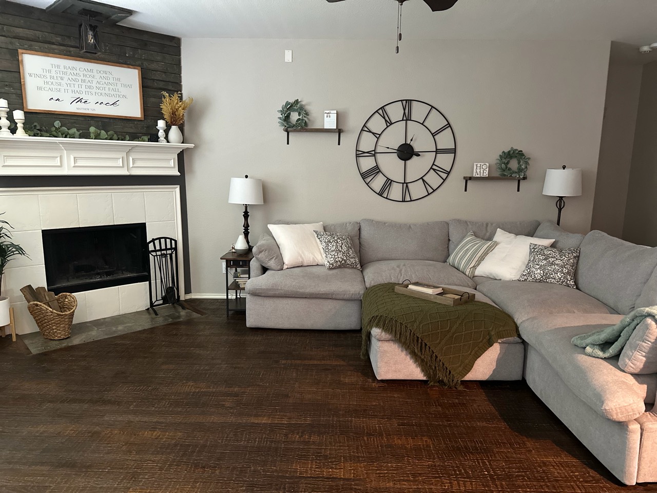 Living room with fireplace and arranged cushions