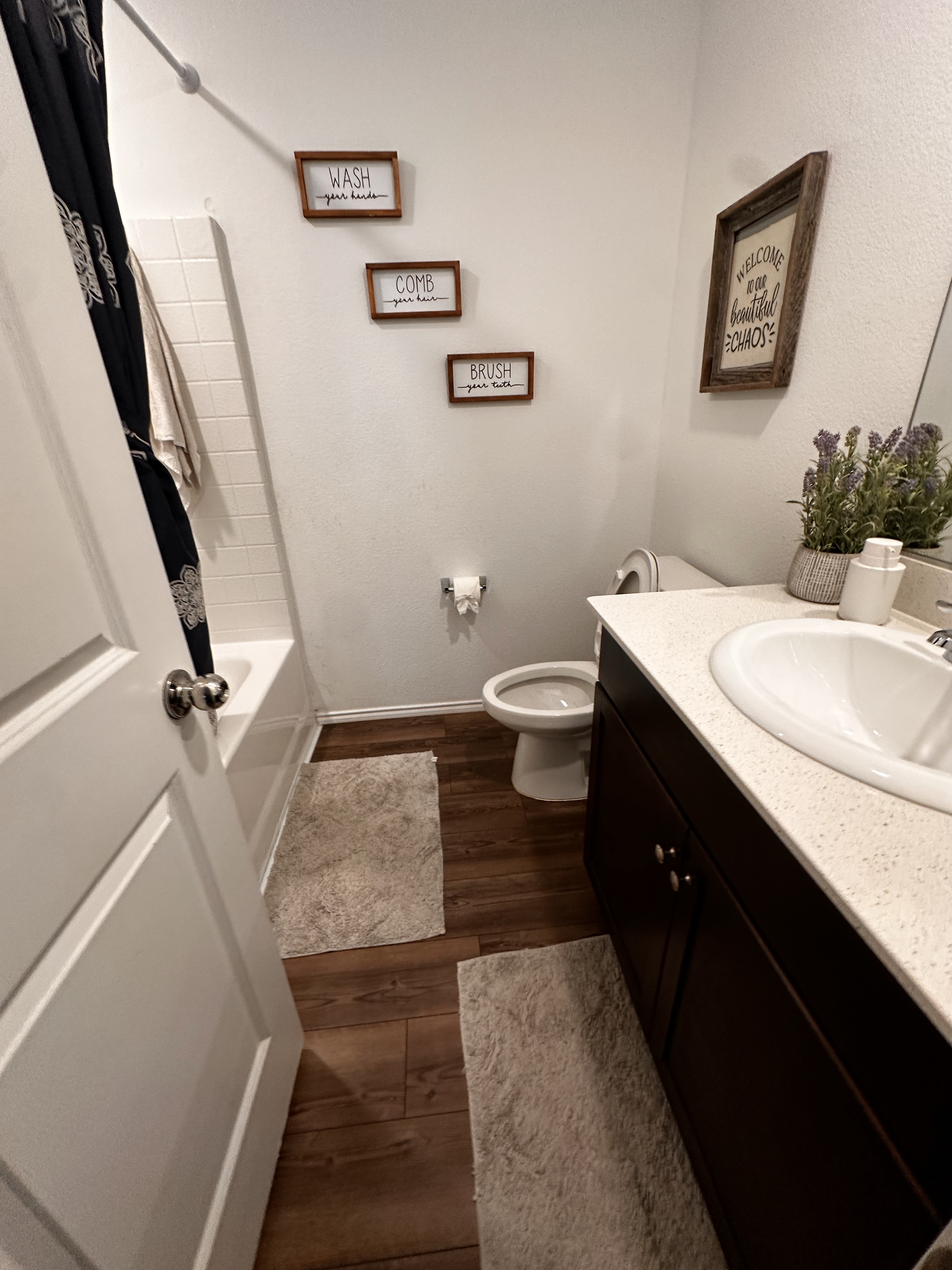 Bathroom vanity and tub